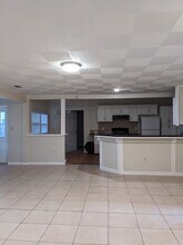 5008 School Rd in Land O Lakes, FL - Building Photo - Building Photo