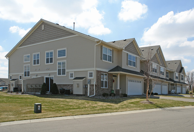 1501-1619 Independence Dr in Northfield, MN - Building Photo - Building Photo