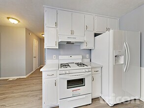 418 Acres Ct in Stockbridge, GA - Foto de edificio - Building Photo