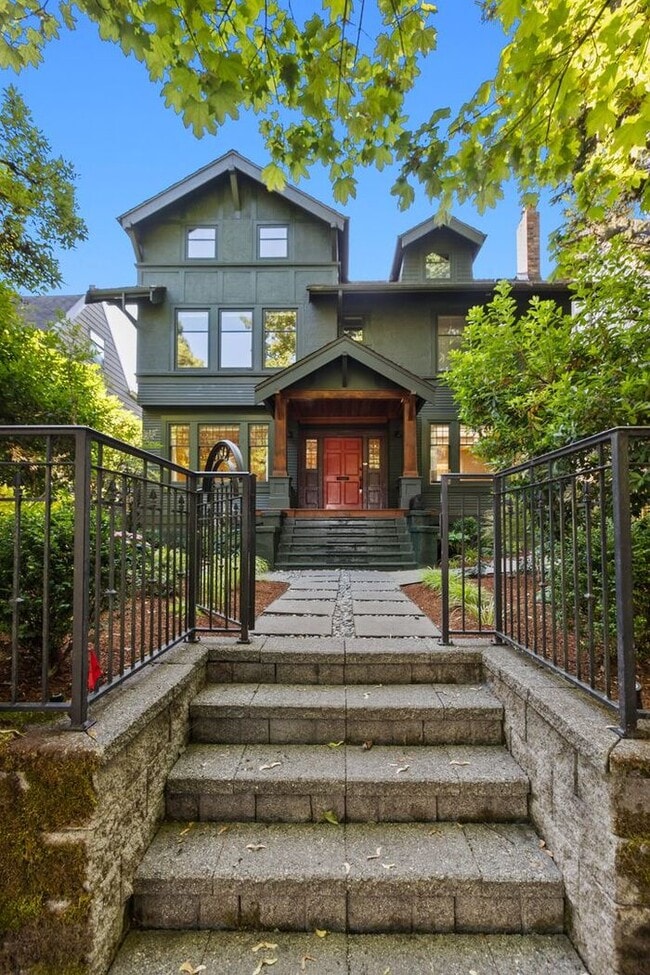 property at 1020 15th Ave E