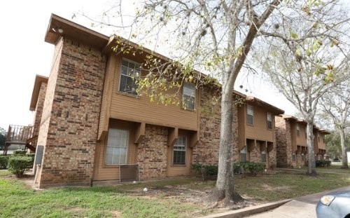 Northside Manor Apartments in Angleton, TX - Foto de edificio