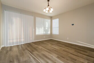 8549 Deer Chase Dr in Riverview, FL - Building Photo - Building Photo