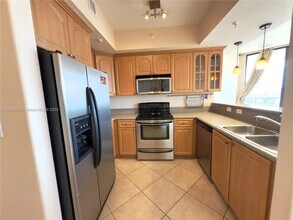 2301 SW 27th Ave in Miami, FL - Building Photo - Building Photo