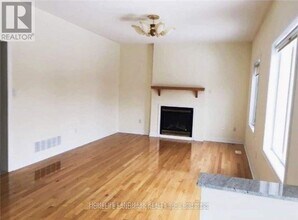 45 Castlemore Ave in Markham, ON - Building Photo - Building Photo