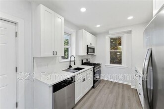 233 E 19th Ave in Homestead, PA - Building Photo - Building Photo