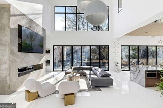 3600 Lower Roswell Rd, Unit 202 in Marietta, GA - Building Photo - Building Photo