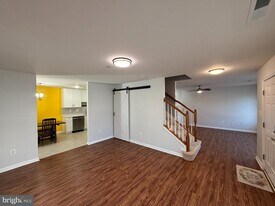 2051 Astilbe Way in Odenton, MD - Building Photo