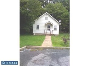 420-424 W Church St in Absecon, NJ - Building Photo - Building Photo