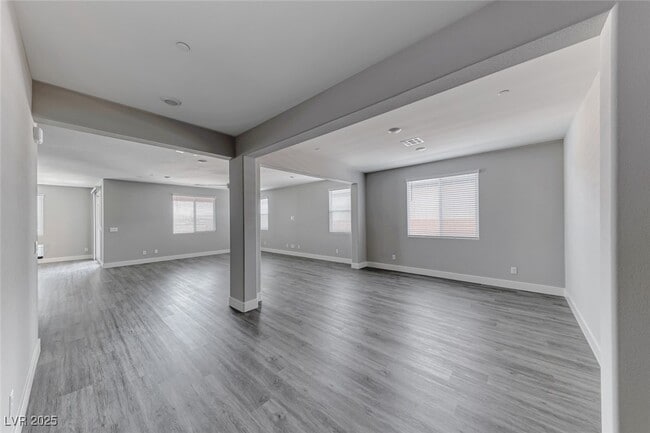 510 Copper Falcon Ave in Henderson, NV - Building Photo - Building Photo