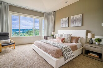 15357 NE 107th Way in Redmond, WA - Building Photo - Building Photo