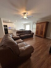 2071 Alderman Way in Creedmoor, NC - Foto de edificio - Building Photo