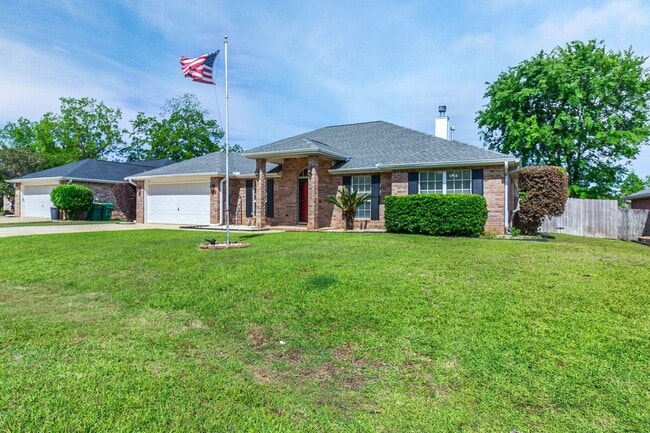 3175 Border Creek Dr in Crestview, FL - Building Photo - Building Photo