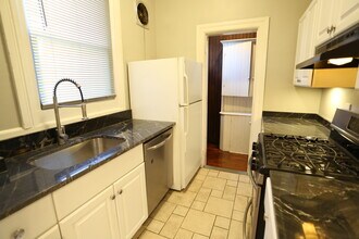 282 Highland Ave, Unit 1 in Providence, RI - Building Photo - Building Photo