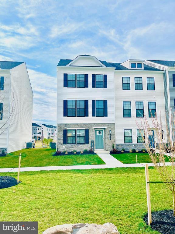 295 Soft Rush Ln in La Plata, MD - Building Photo - Building Photo