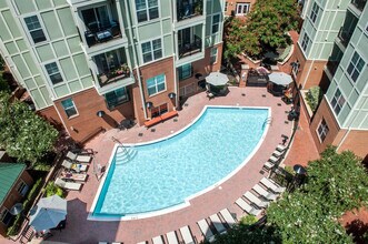 599 John Carlyle St in Alexandria, VA - Building Photo - Building Photo