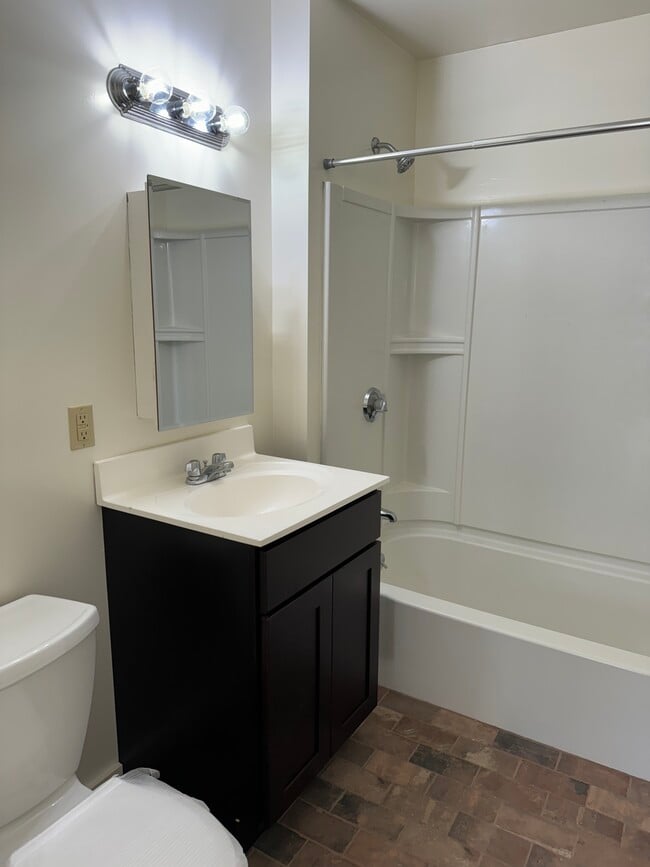 86 Jenness St in Springfield, MA - Foto de edificio - Building Photo