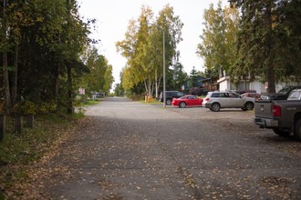 Monroe Apartments in Anchorage, AK - Building Photo - Building Photo