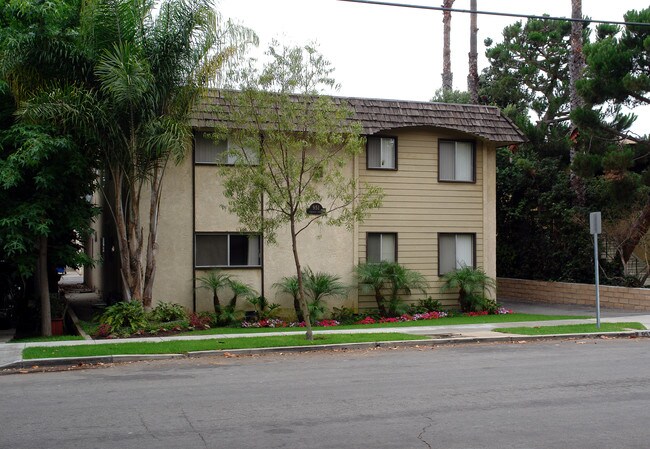 951 Virginia St in El Segundo, CA - Building Photo - Building Photo