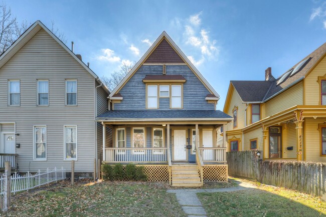 property at 4115 Whitman Ave