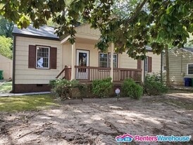 1951 Dresden Dr in Atlanta, GA - Building Photo