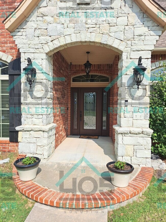 4800 Henney Rd in Choctaw, OK - Building Photo - Building Photo