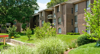 PeachTree of McLean in Falls Church, VA - Building Photo