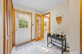 7 Stephens Ct in Clinton, CT - Building Photo - Building Photo