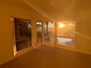 490 Starlight Crest Dr in La Canada Flintridge, CA - Building Photo - Building Photo