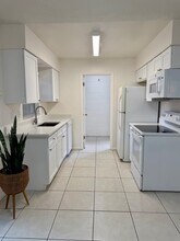 914 La Salle Ave in Orlando, FL - Foto de edificio - Building Photo