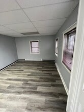 34 N Baltimore Ave in Mt Holly Springs, PA - Building Photo - Building Photo