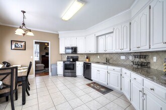 3200 Mayflower Ln in Sumter, SC - Building Photo - Building Photo