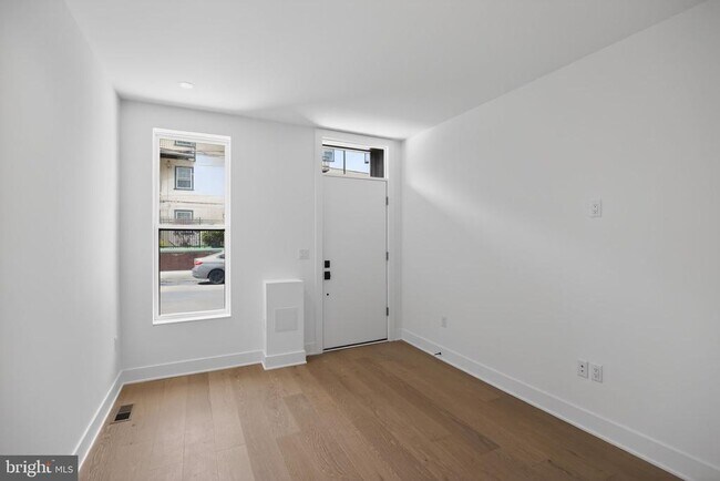 635 N 7th St in Philadelphia, PA - Building Photo - Building Photo