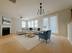 3998 Cutler Donahoe Way in Cumming, GA - Building Photo - Building Photo