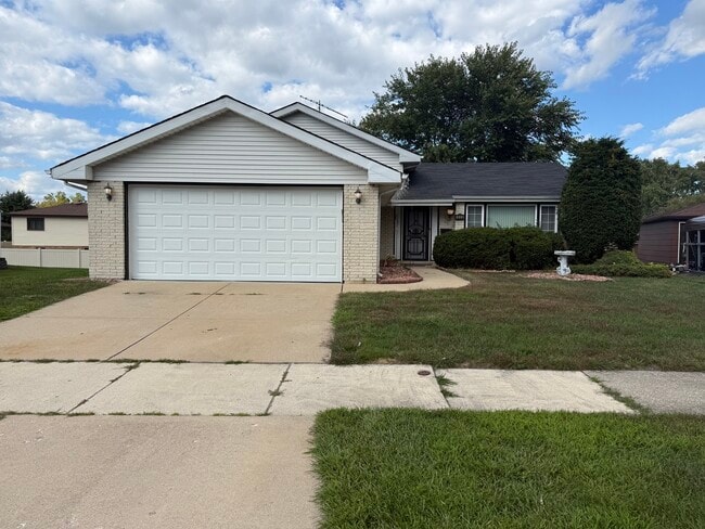 property at 808 194th St