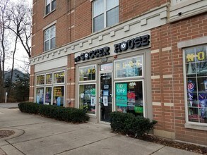 1621 Glenview Rd in Glenview, IL - Building Photo - Building Photo