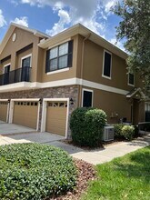 5723 Kinglethill Dr in Lithia, FL - Building Photo - Building Photo