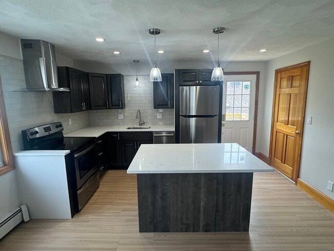 22 Glendale Ave in Everett, MA - Building Photo - Building Photo
