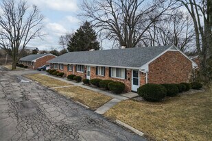 1650 Michigan Ave in Maumee, OH - Building Photo