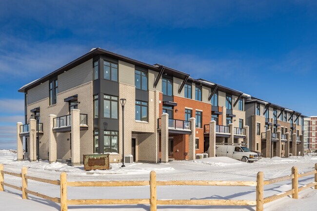 WESTWOOD STITTSVILLE in Ottawa, ON - Building Photo - Building Photo