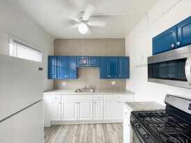 5809 Hobart St, Unit FL 2 in Pittsburgh, PA - Building Photo