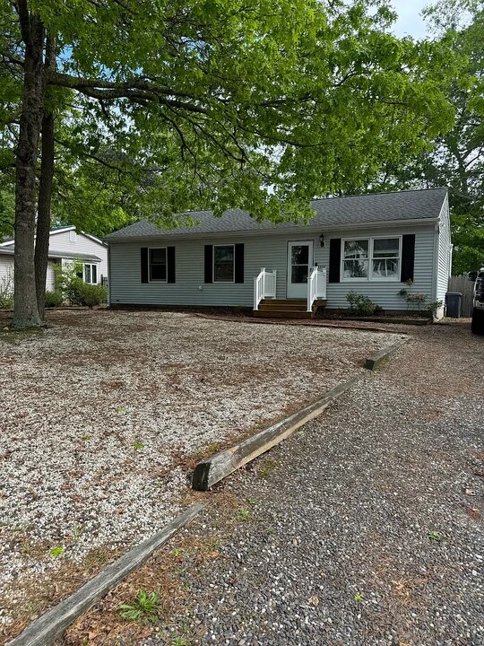 1217 Galley Ave in Stafford Township, NJ - Building Photo