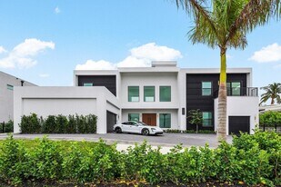 13440 US-1 in Juno Beach, FL - Building Photo