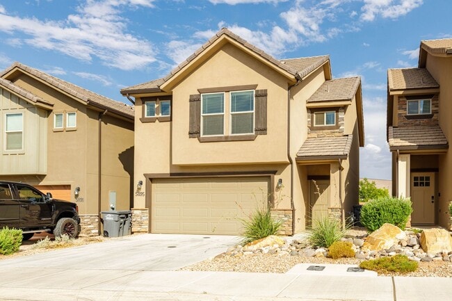 5895 Challenger Way in Saint George, UT - Building Photo - Building Photo