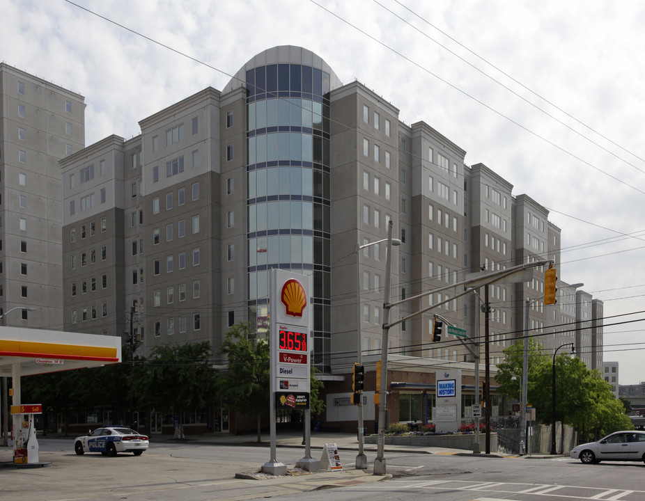 University Commons in Atlanta, GA - Foto de edificio