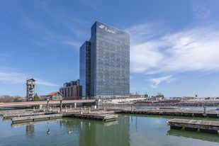 1305 Dock Street in Baltimore, MD - Building Photo