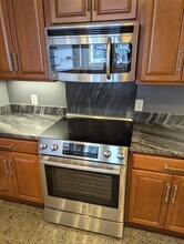 306 Fourth Ave in Pittsburgh, PA - Building Photo - Building Photo