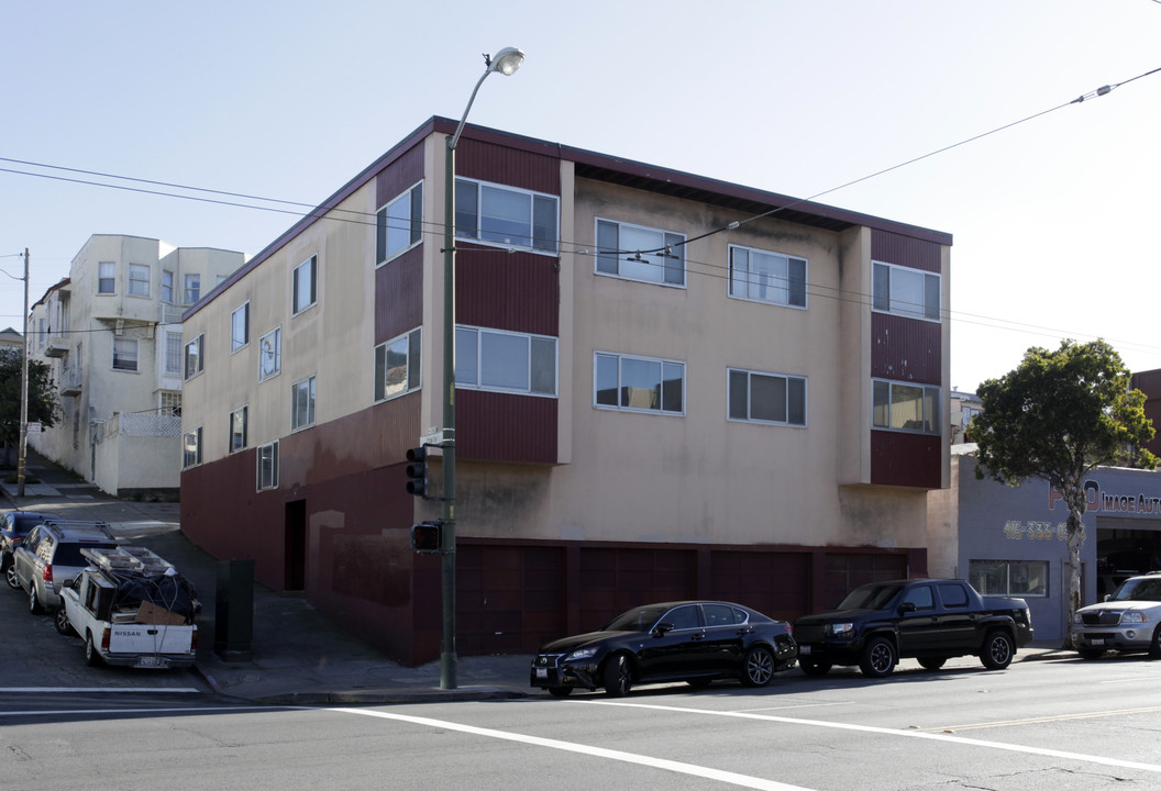 2 Italy Ave in San Francisco, CA - Foto de edificio