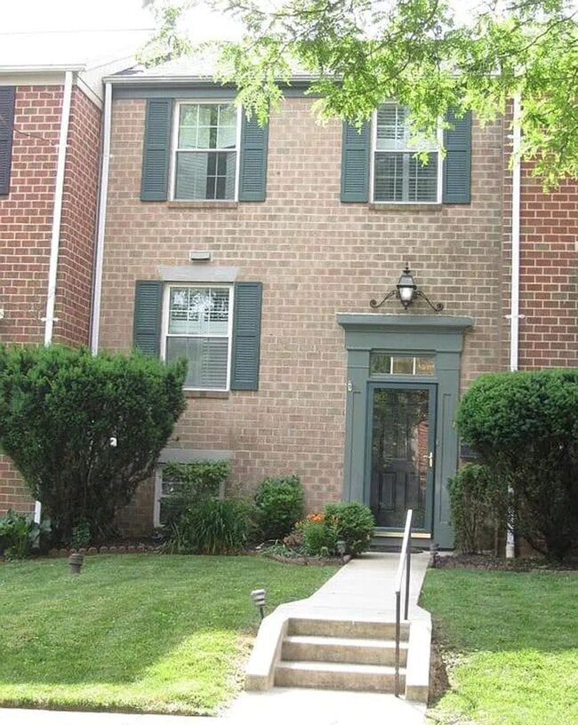 property at 7 Blondell Ct