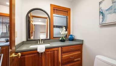 1120 West Lake Sammamish Pkwy NE in Bellevue, WA - Building Photo - Building Photo