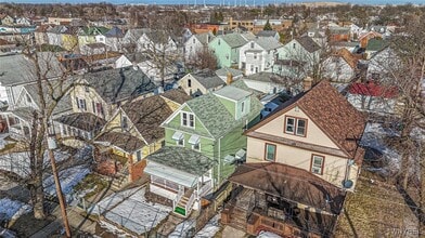 605 29th St in Niagara Falls, NY - Building Photo - Building Photo